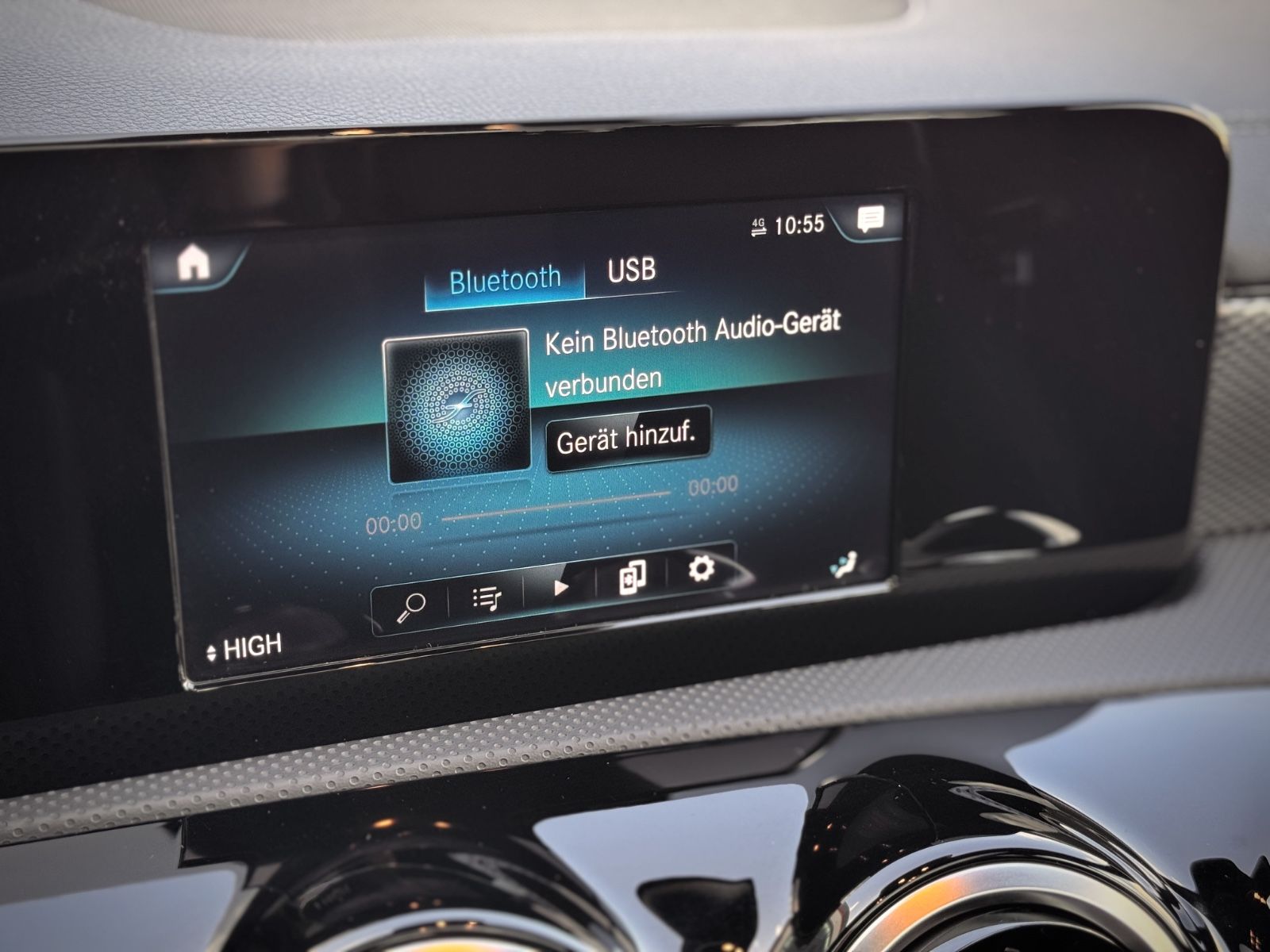 Fahrzeugabbildung Mercedes-Benz CLA 180 Shooting Brake Progressive*PANO|AHK|NAV*