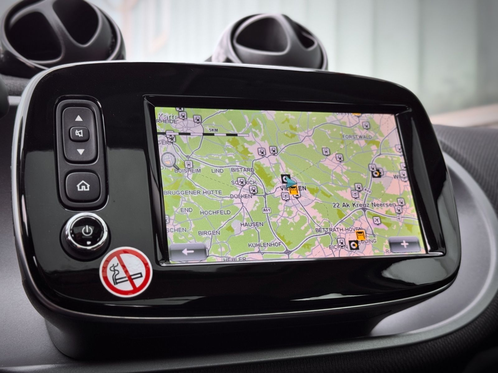Fahrzeugabbildung Smart ForFour 0.9 Turbo Passion *PANORAMA|NAVI|PDC*