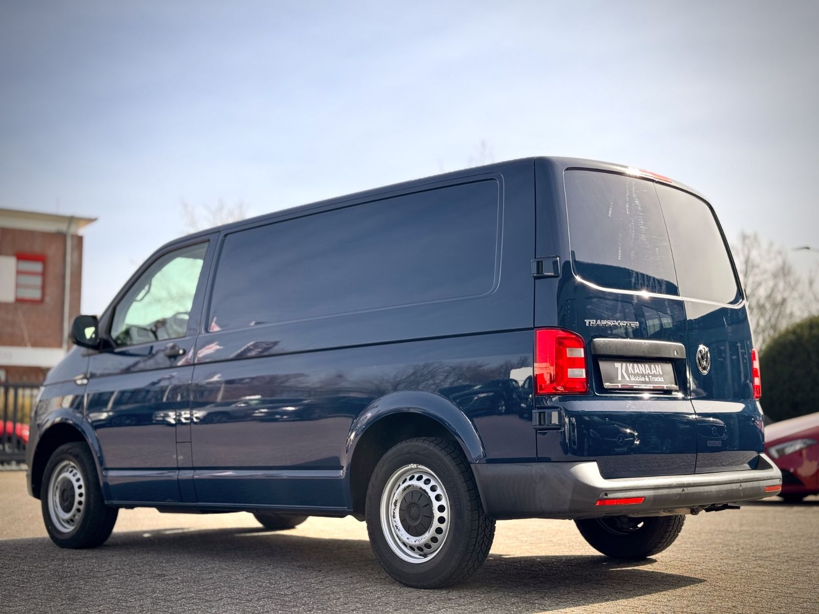Fahrzeugabbildung Volkswagen T6 Transporter 2.0 TSI Kasten *NAVI|PDC|TEL*
