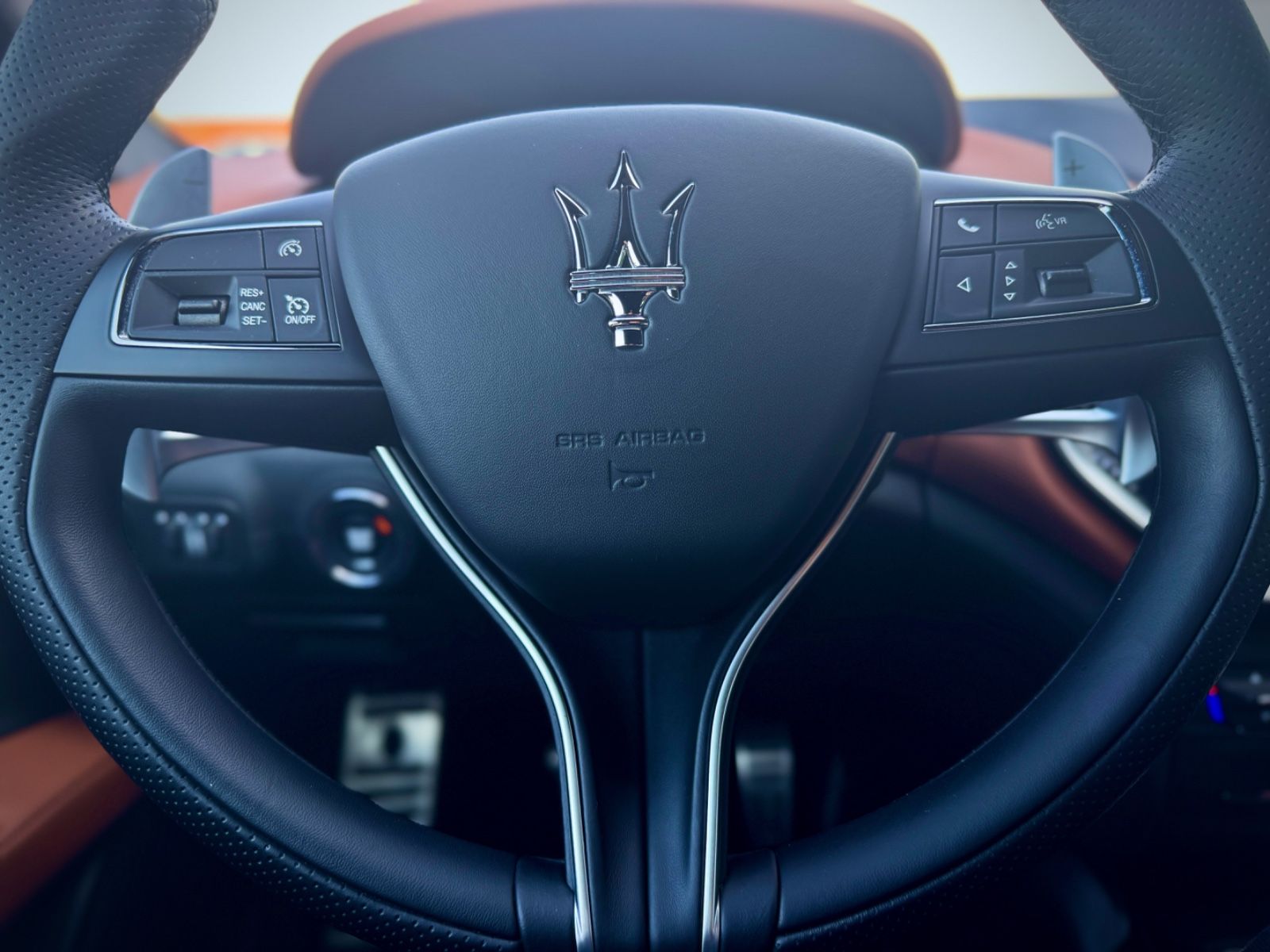 Fahrzeugabbildung Maserati Ghibli 3.0V6 GranSport*LEDER BRAUN|CAM|NAV|1.HD*